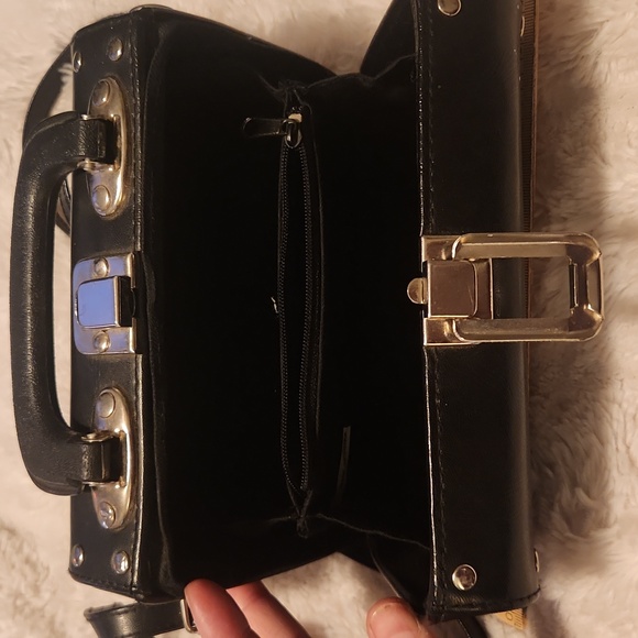 Vintage 90s Y2K Black Box Bag Handbag Purse With SILVER - Picture 2 of 5